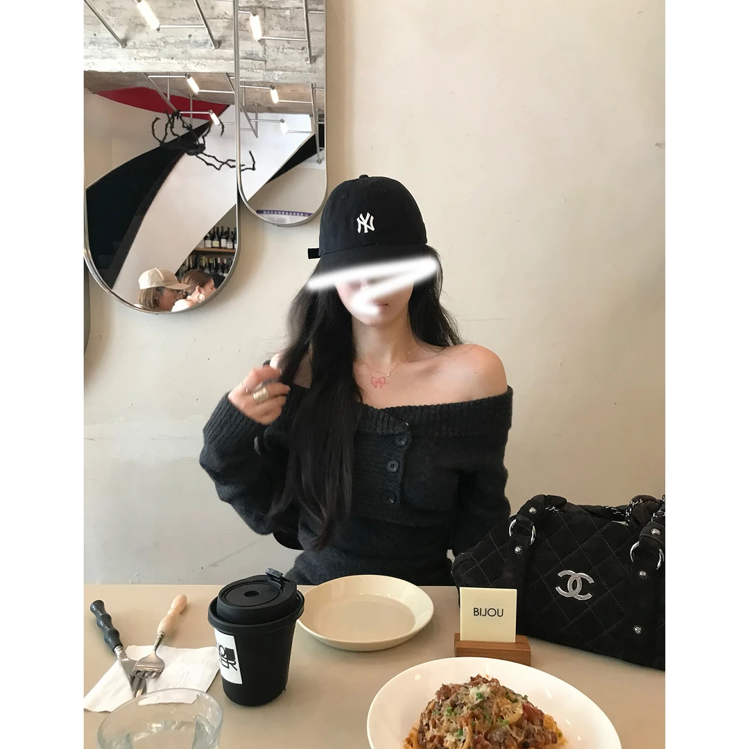 高智姐姐 韩系气质一字肩咩咩毛针织衫秋修身辣妹露肩毛衣上衣女