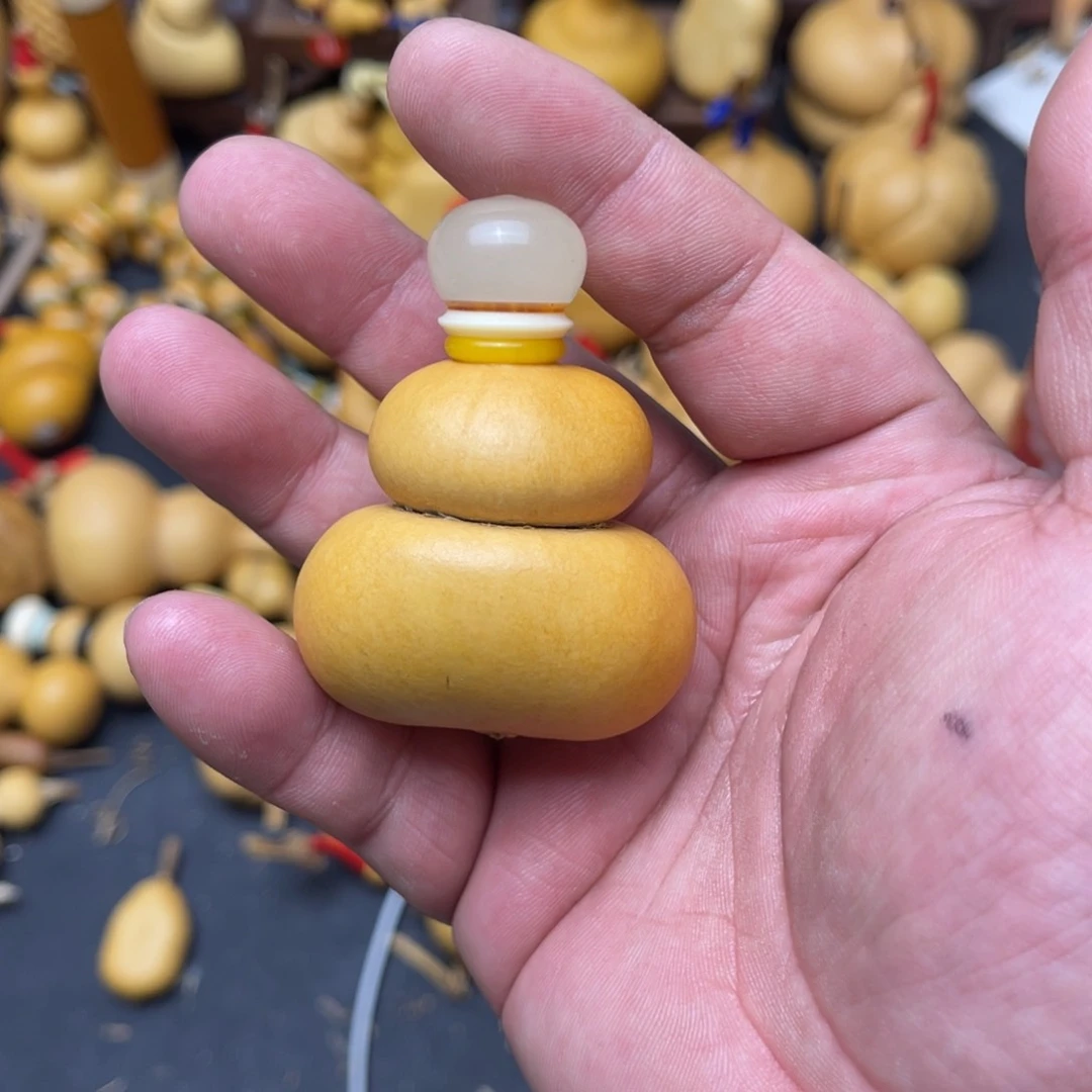 ?***?我的好友是他女朋友和