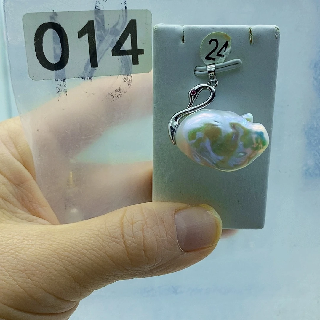 合金淡水珍珠颈饰