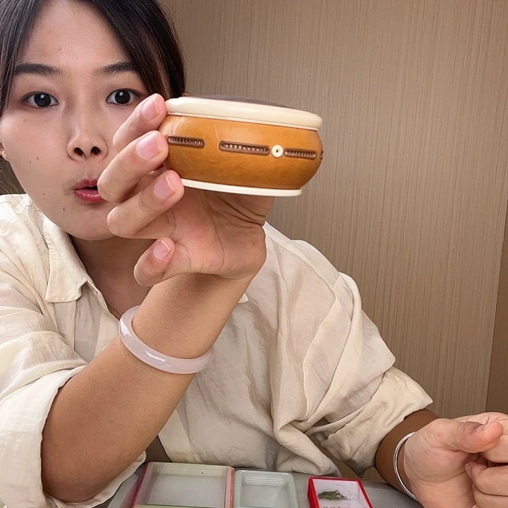 鸣虫虫具一个嗯嗯