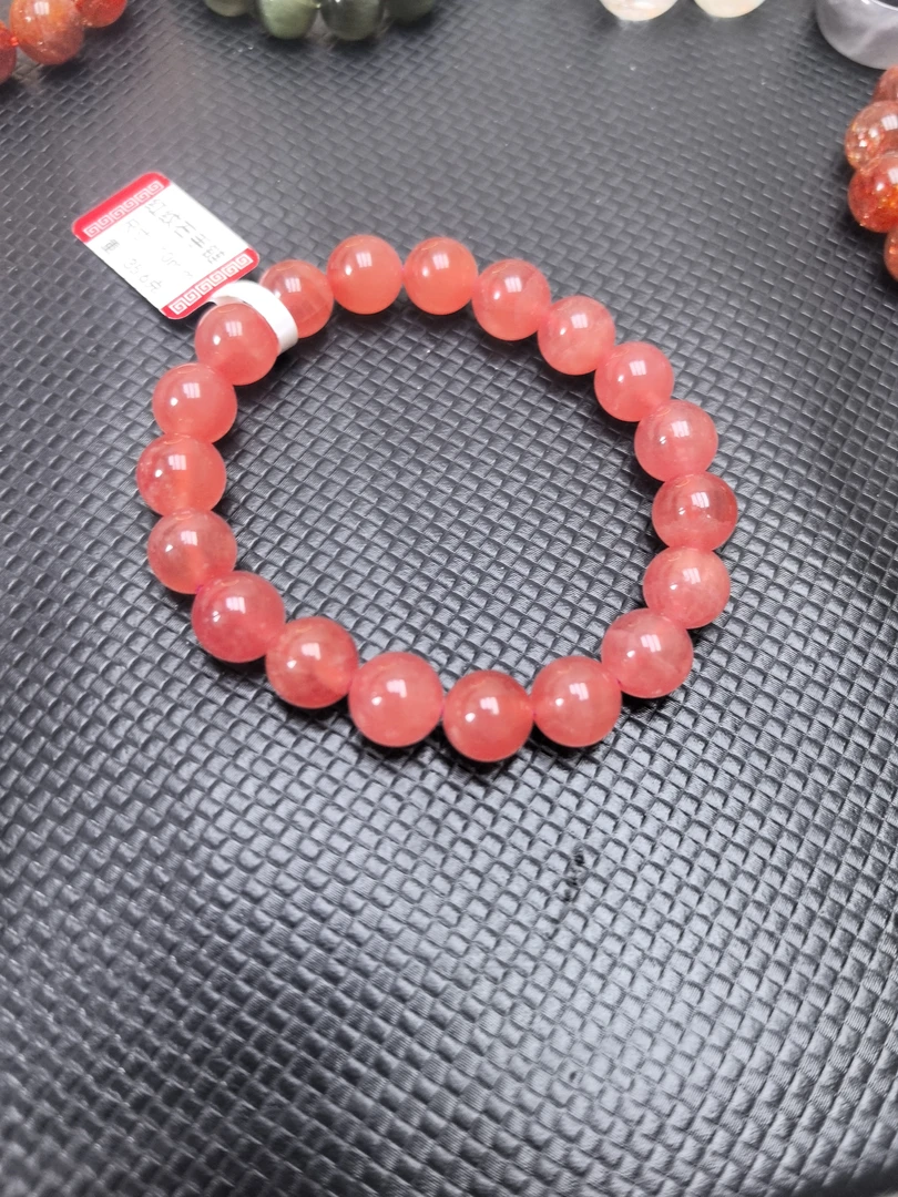 天然高品质红纹石手串