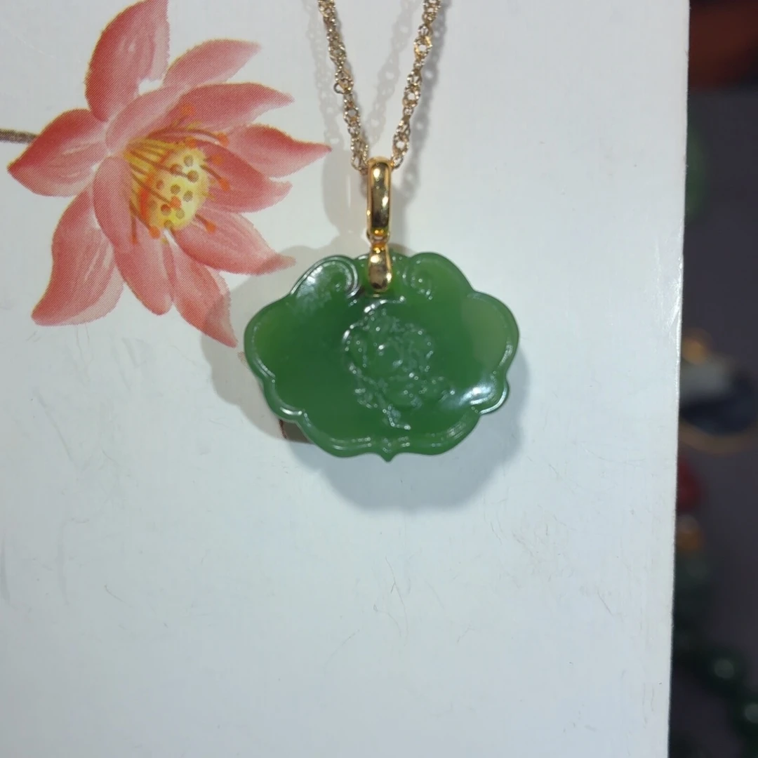 和田玉18K金镶嵌颈饰