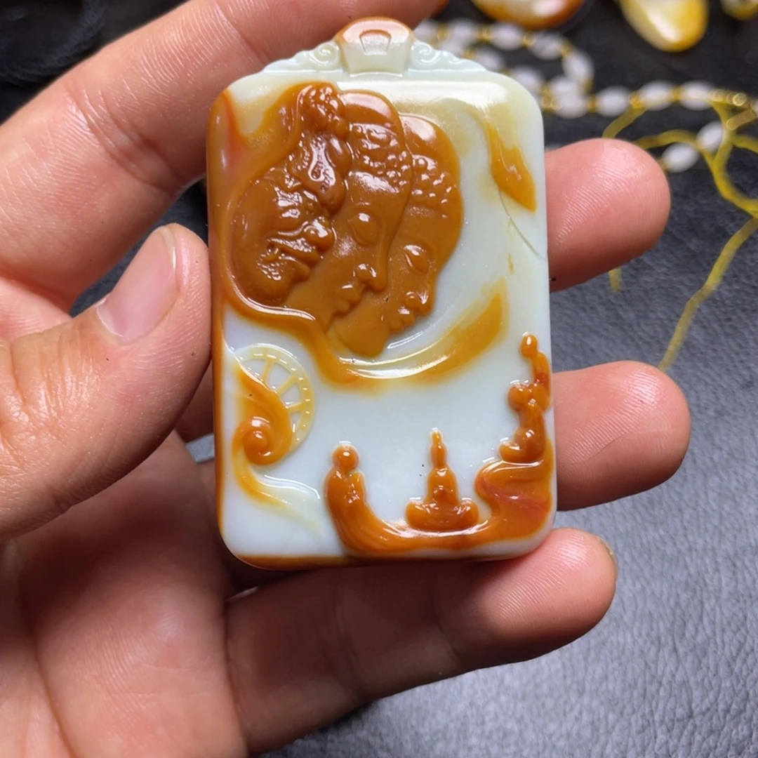 九***哥和田玉未镶嵌颈饰