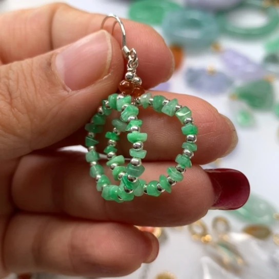 翡翠颈饰未镶嵌翡翠