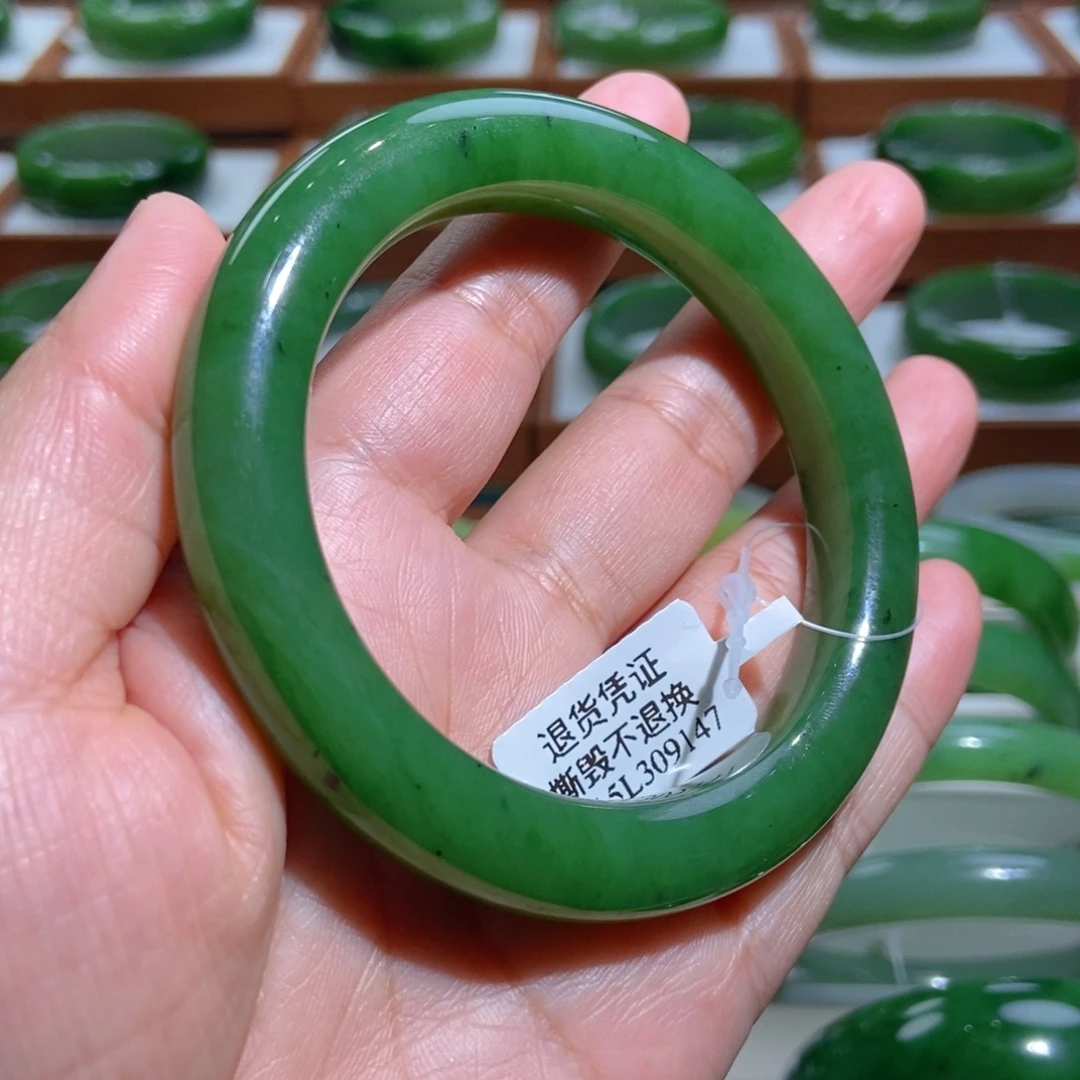 未镶嵌手镯和田玉（碧玉）辣阳5758