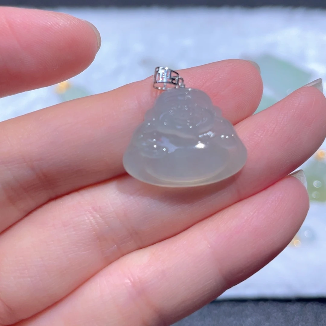 翡翠18K金镶嵌颈饰翡翠