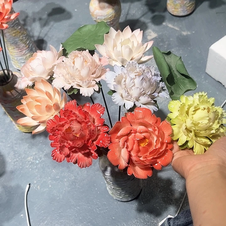 苌***祁不加花瓶只有陶瓷花