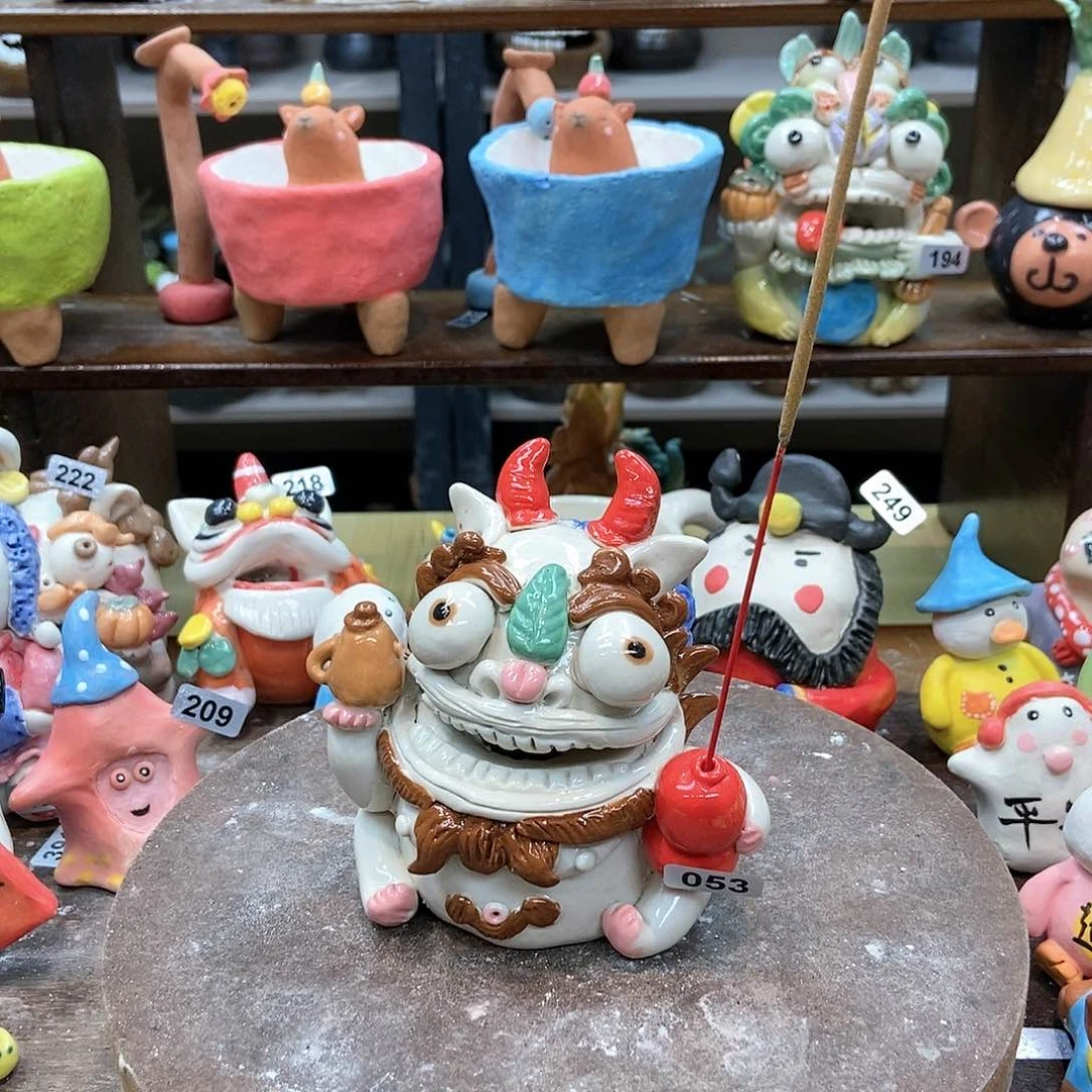 摆件直播间手工抽象陶瓷摆件053