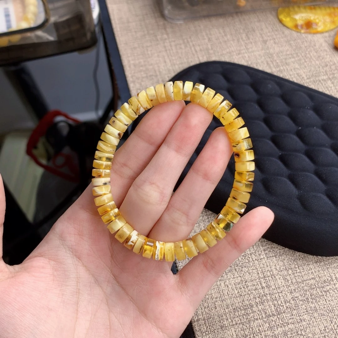 蜜蜡未镶嵌珠宝奇石8