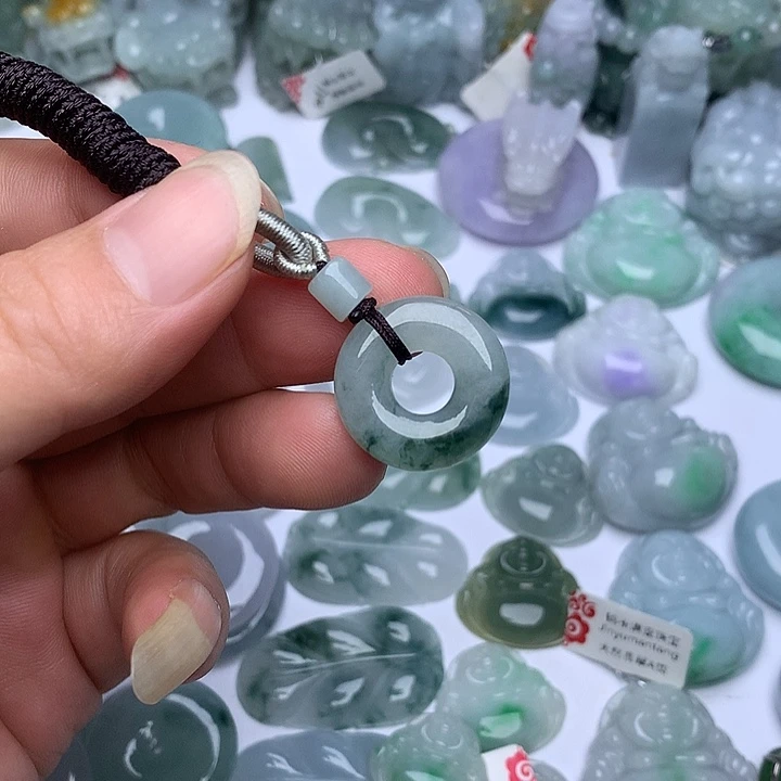 翡翠未镶嵌颈饰天然翡翠