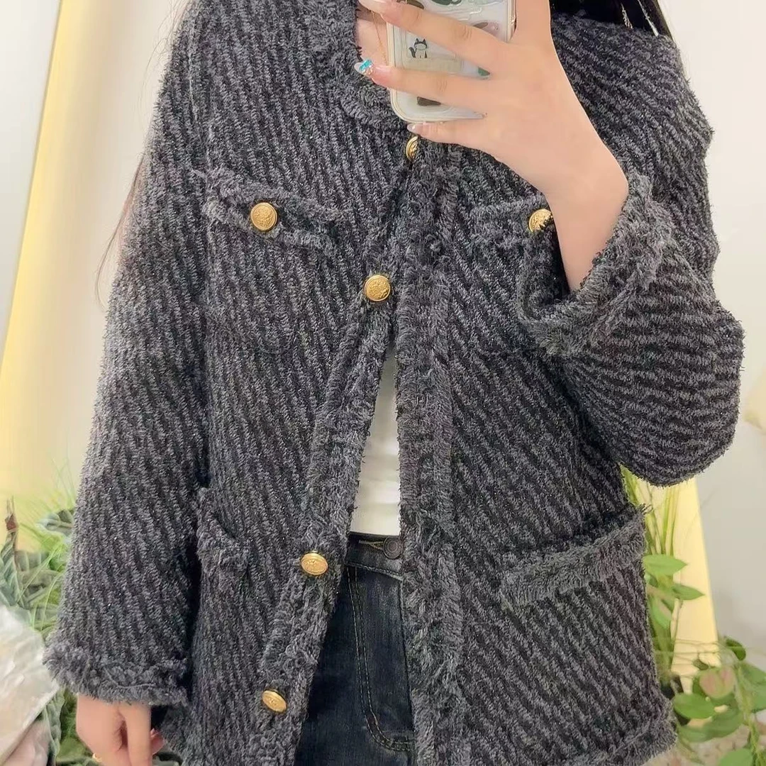 冬季编织气质简约圆领短羽绒服女波点时尚法式开衫百搭MCYY23YX56
