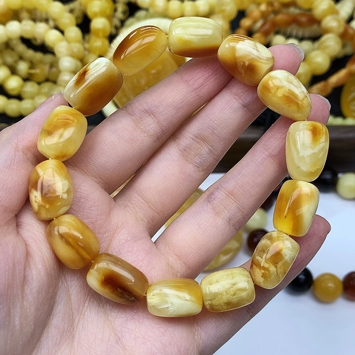 蜜蜡未镶嵌珠宝奇石