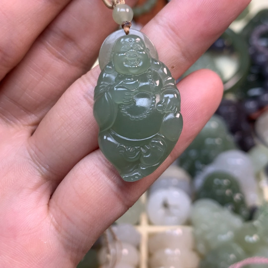 【闪购商品】颈饰未镶嵌和田玉