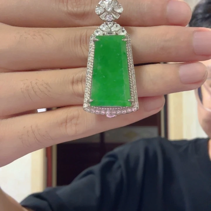 颈饰银S925镶嵌翡翠吊坠