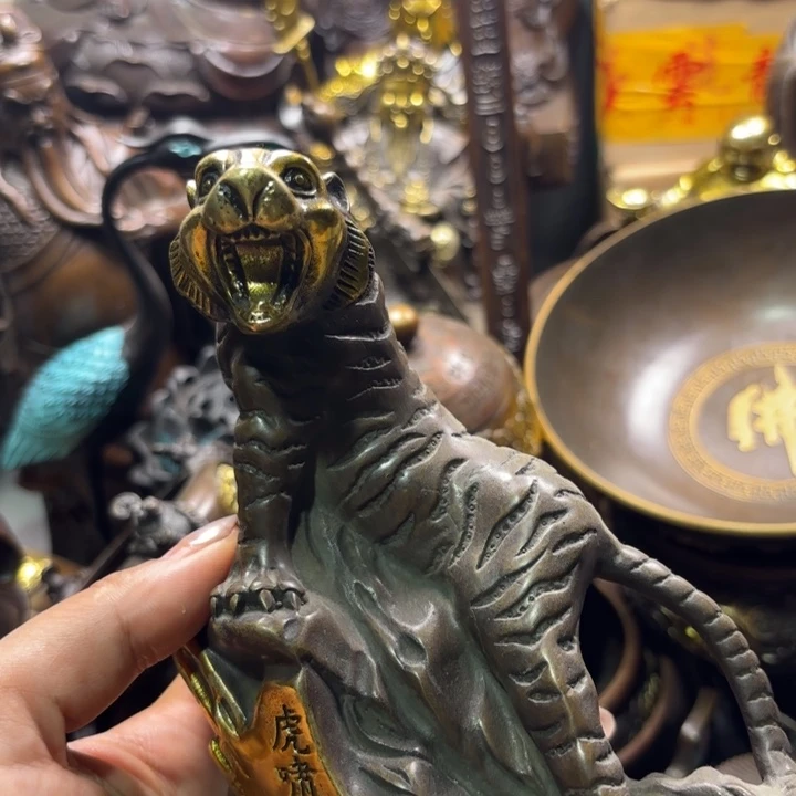 铜器摆件收收藏藏