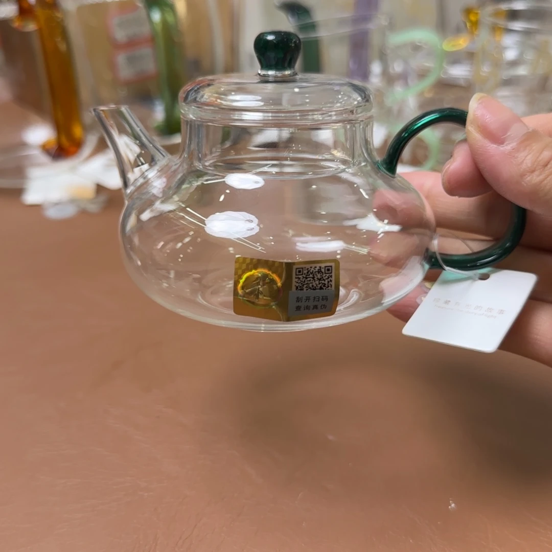 禾器墨绿色瑾玉壶