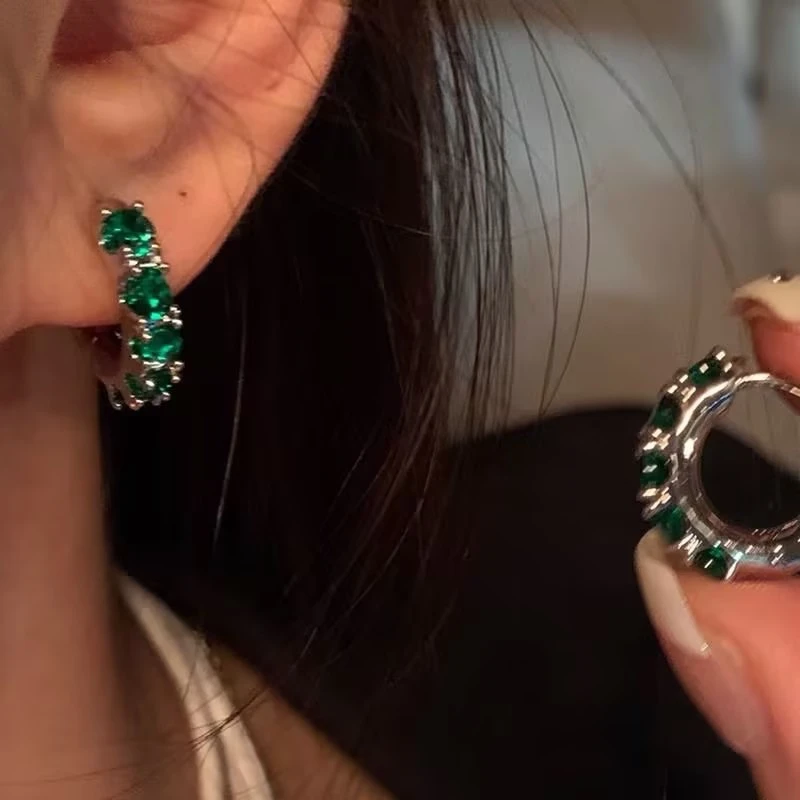 铜合金锆石耳饰 清透绿精致小众新款超火圈圈耳环女高级感耳饰女