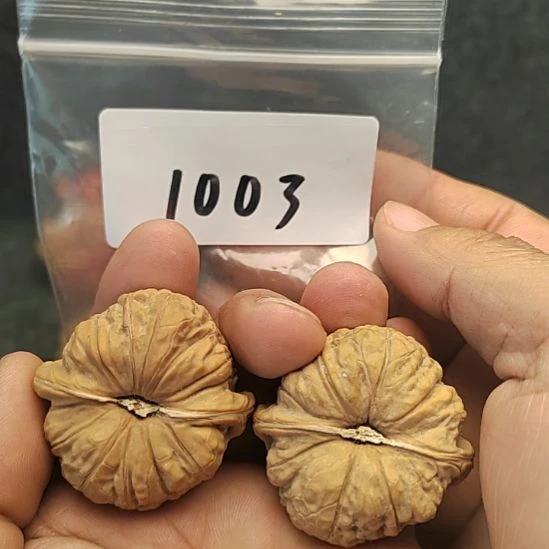 文玩核桃吊坠手把件