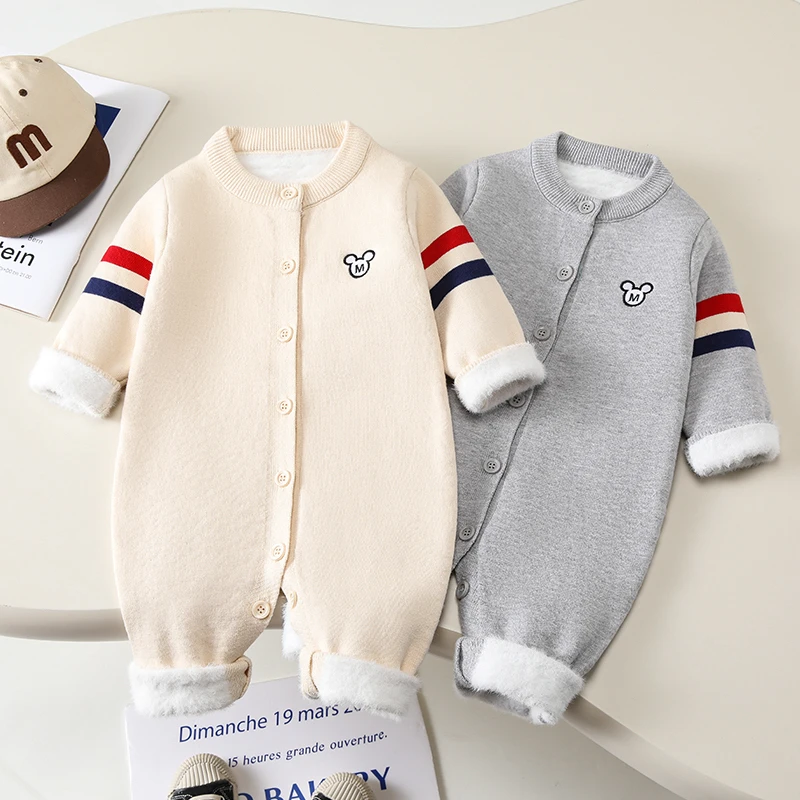 婴儿连体衣秋冬纯棉宝宝衣服儿童针织哈衣男童加绒外出毛衣爬爬服