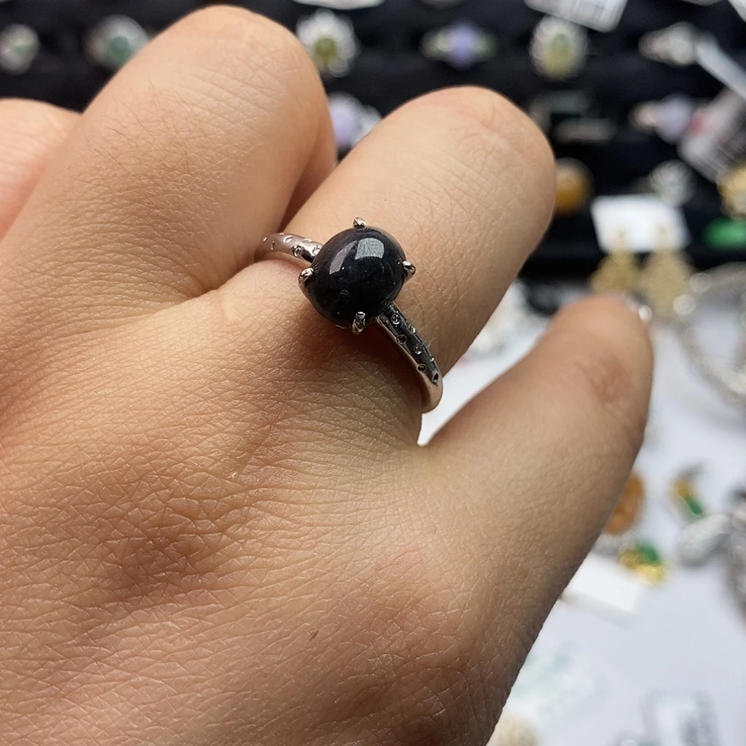 翡翠未镶嵌戒指翡翠