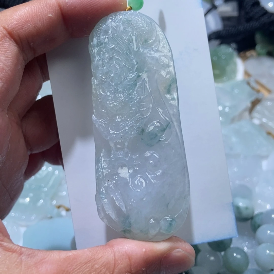 定制翡翠未镶嵌龙牌