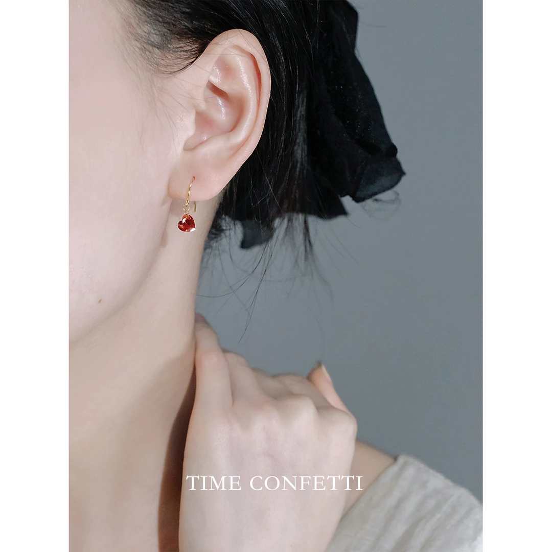 925银耳饰 【孙二娘】小众气质石榴酒红爱心锆石耳环TC 3737