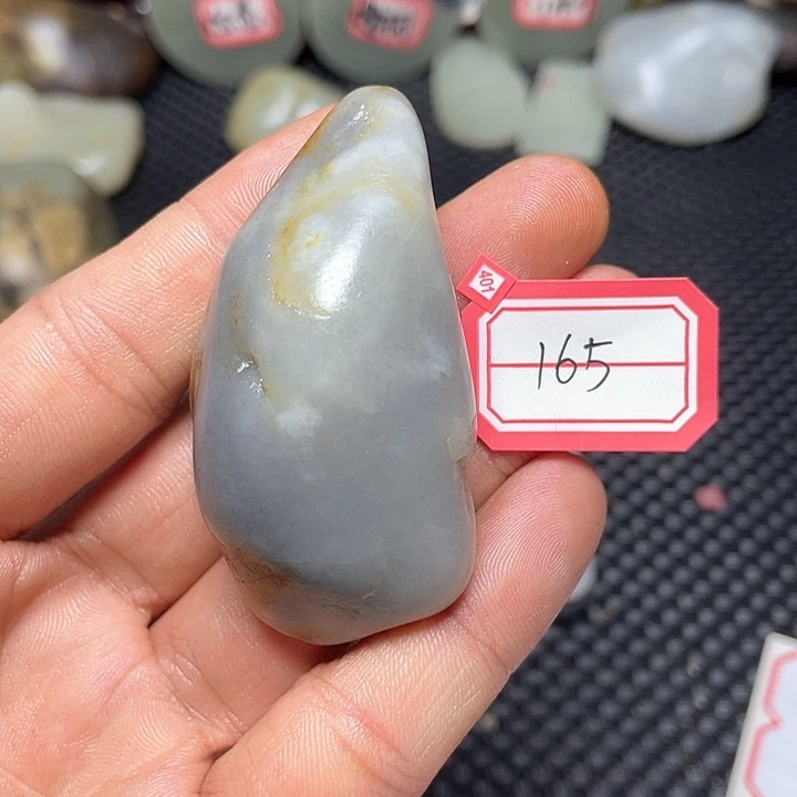 未镶嵌和田玉（糖玉）挂件165