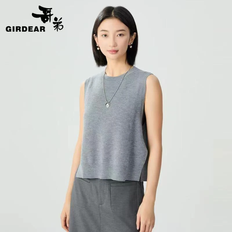 GIRDEAR/哥弟1399701新品舒适春款显瘦绵羊毛 针织 造型 马甲背心