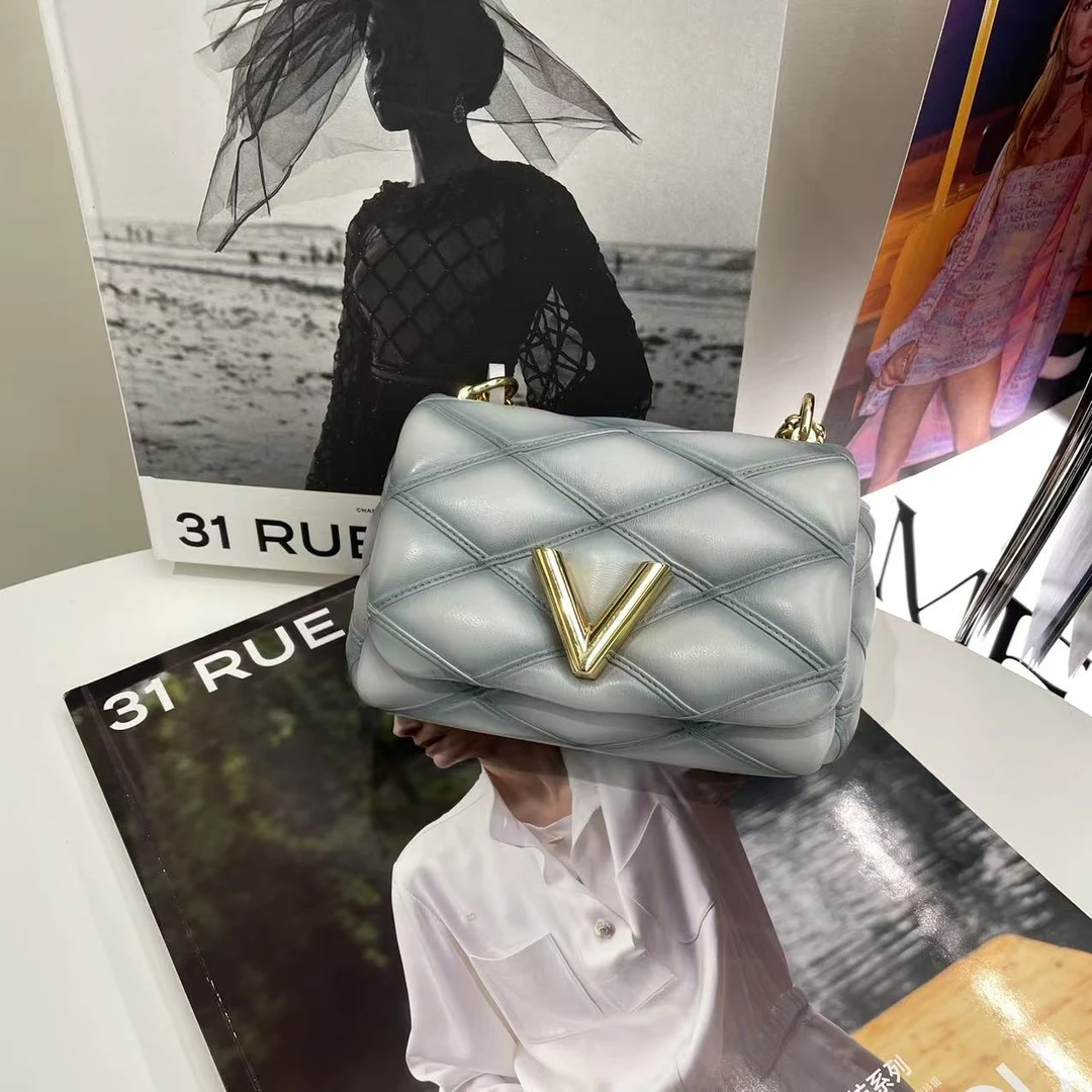 99新 LouisVuitton/路易威登 98新 LV方胖子Pico GO-14斜挎包