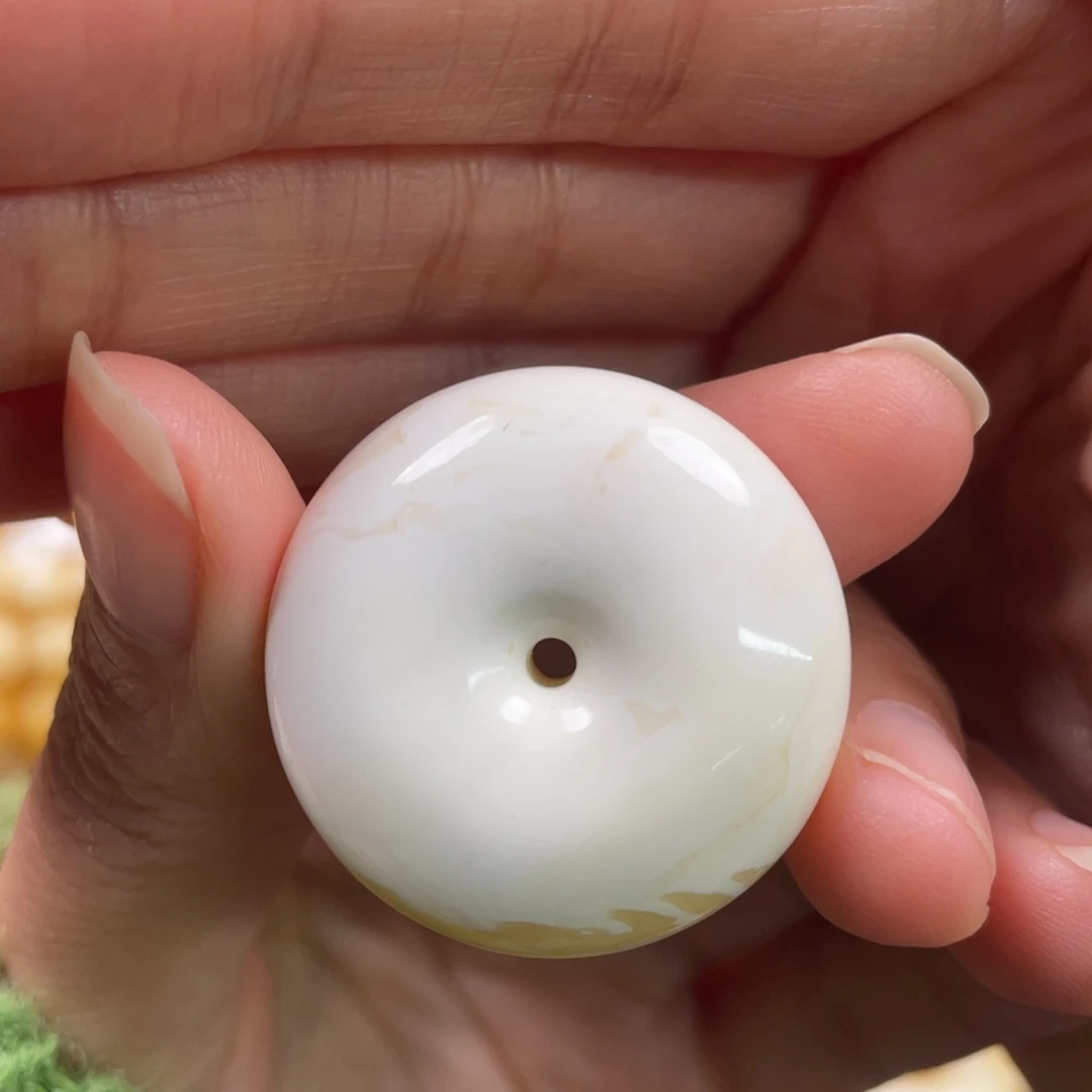 琥珀未镶嵌裸石琥珀蜜蜡