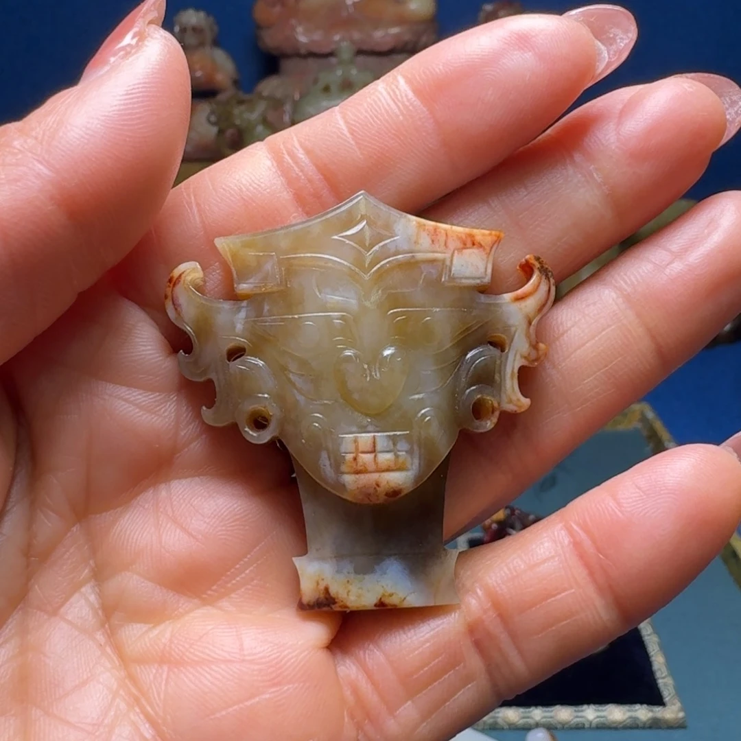 和田玉（糖玉）颈饰未镶嵌