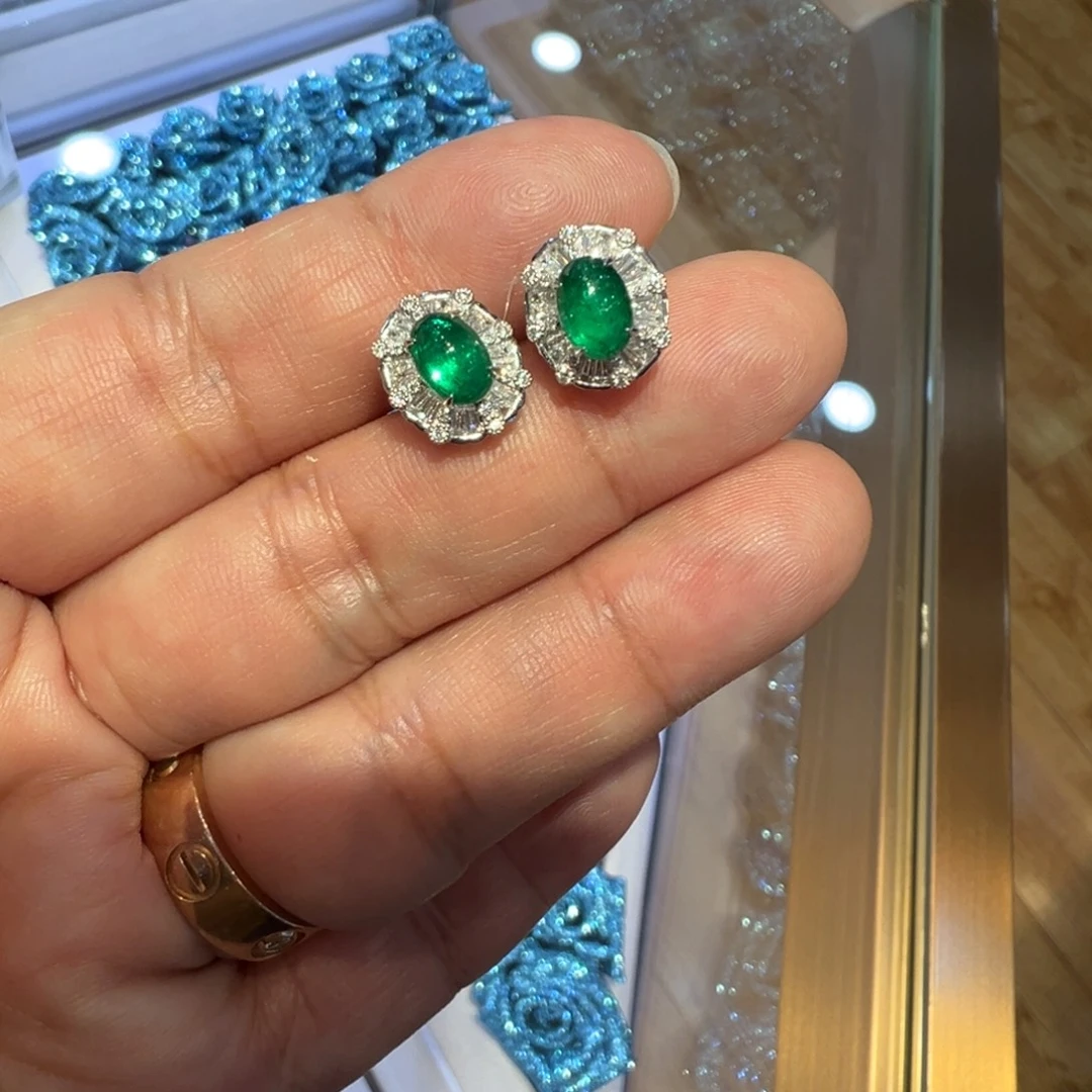 耳饰18K金镶嵌祖母绿1.421ct