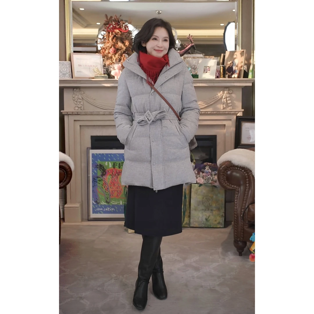 我是摩羯 自由之丘 100新疆天山羊绒90白鹅绒防钻绒冬羽绒服