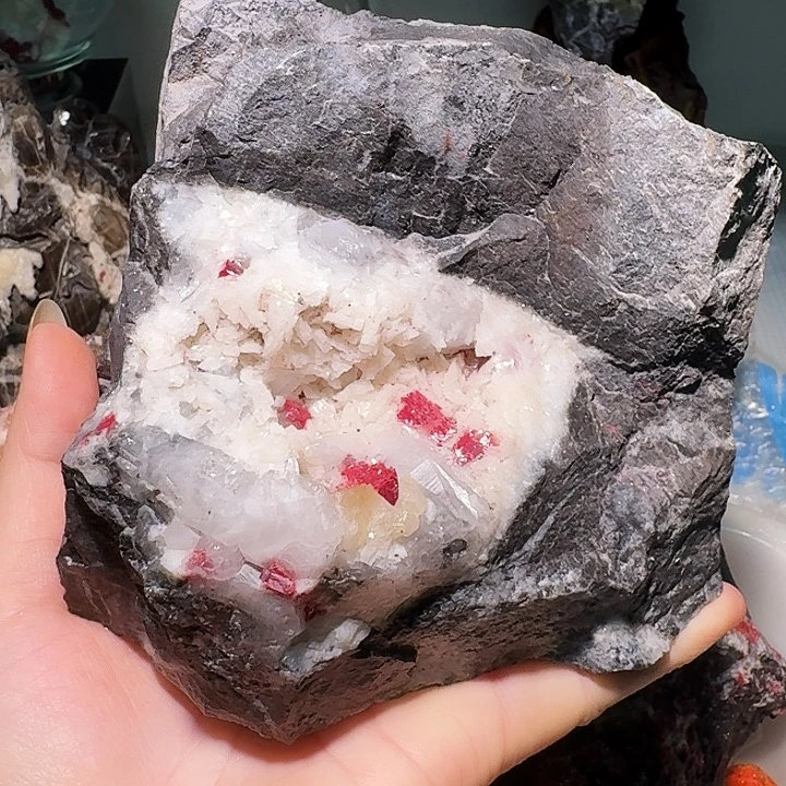 春***许天然辰砂天然朱砂原石矿