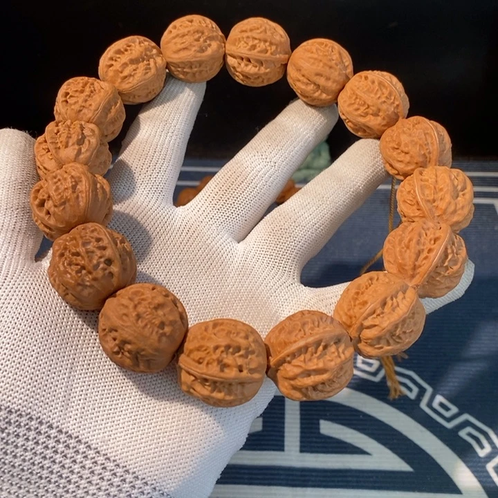 文玩核桃手串……55