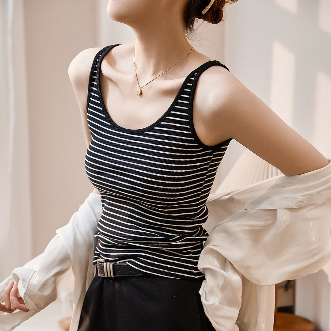 背心时尚显瘦外穿内搭吊带打底简约风大码女士韩系风薄款通勤