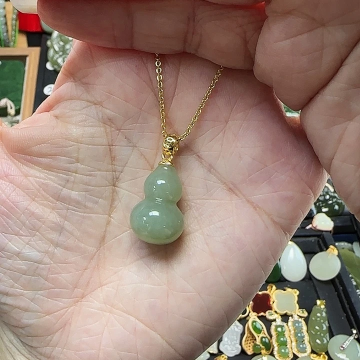 吊坠(赠链)银S925镶嵌和田玉