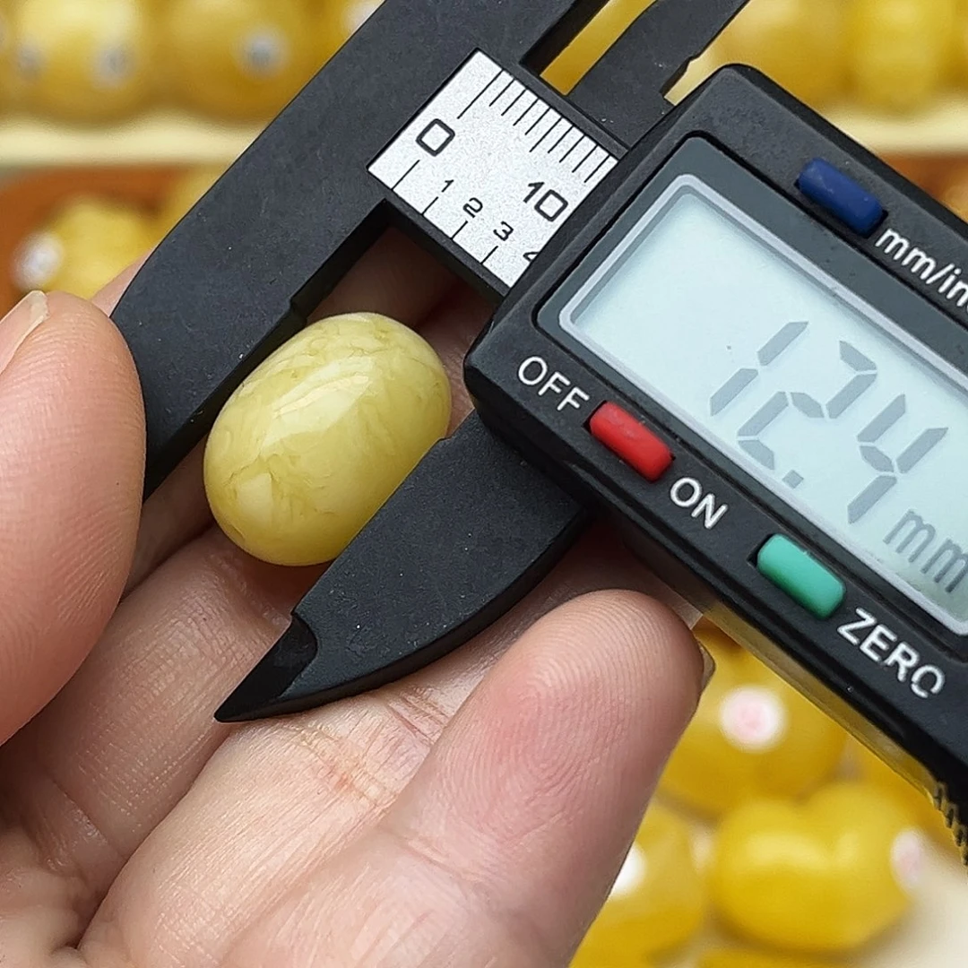 蜜蜡未镶嵌裸石天然