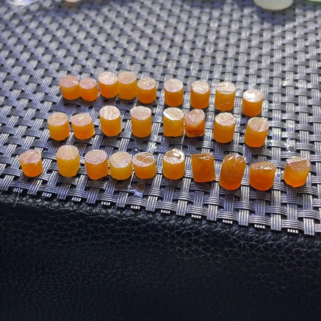 定制翡翠未镶嵌27颗