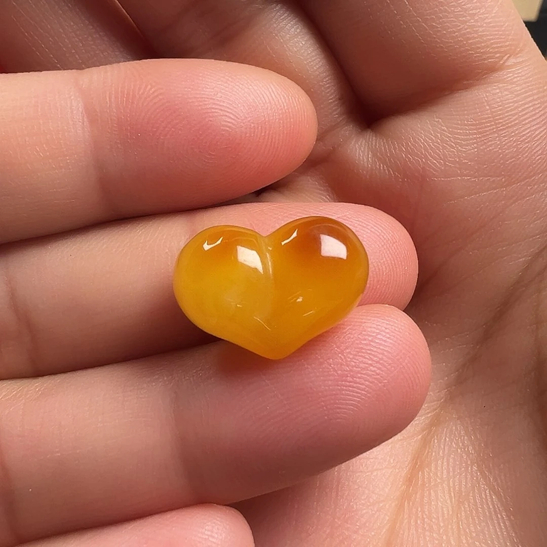 蜜蜡颈饰未镶嵌屁桃（打孔不退换）