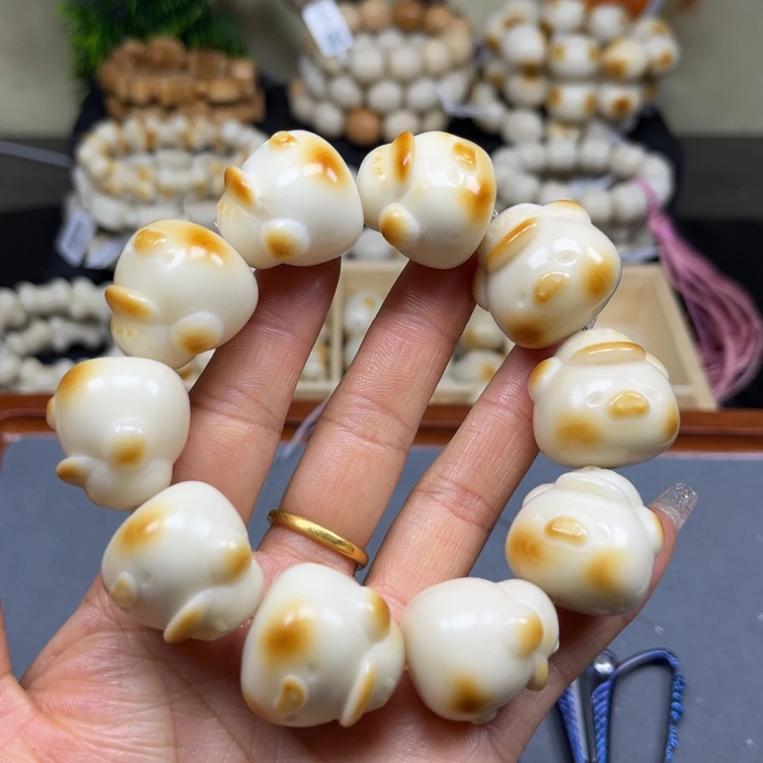 菩提根/象牙果吊坠2.12.53猪