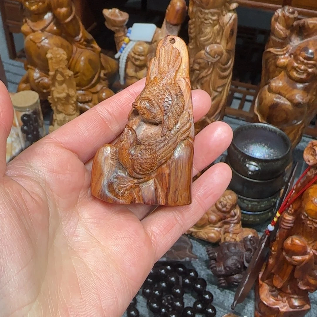 黄花梨/降香黄檀手把件喜上眉梢啊啊啊
