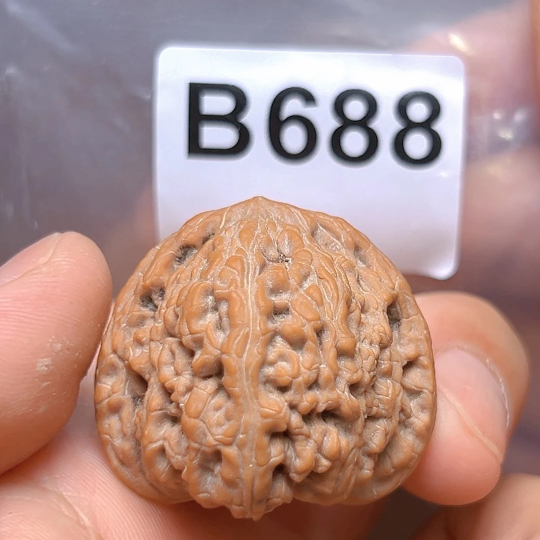 ^***边文玩核桃吊坠36➕红宝石核桃