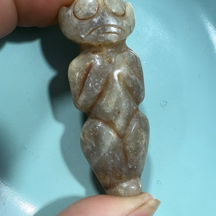 透闪石质玉未镶嵌挂件