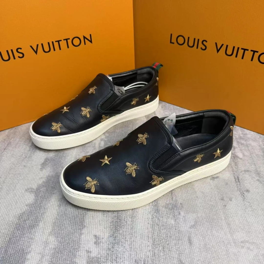95新 GUCCI/古驰 黑色皮面刺绣星星蜜蜂一脚蹬/40.5欧