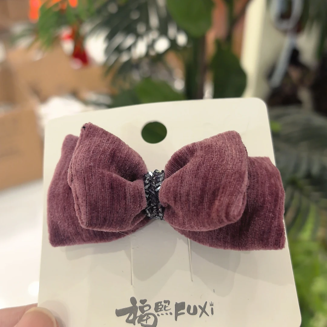 精致时尚紫色丝绒枕头八公分压夹5214