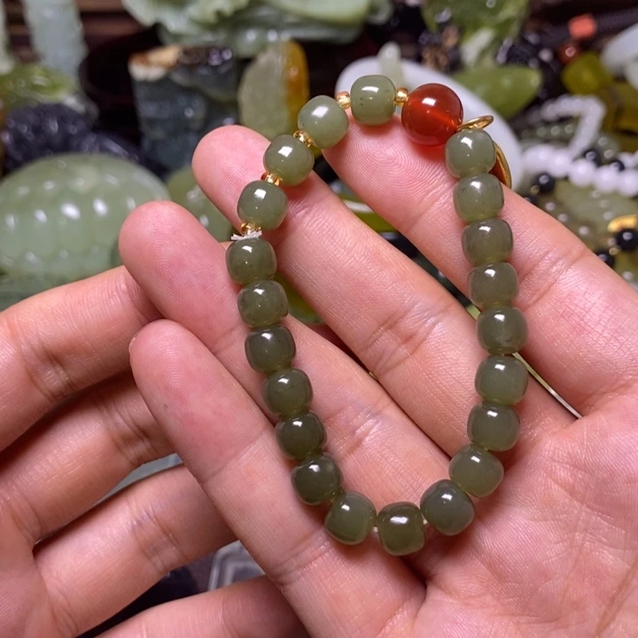 岫玉未镶嵌岫玉颈饰若*