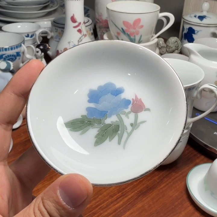 醴陵群力大球泥蝴蝶小味碟微瑕10厘米包邮