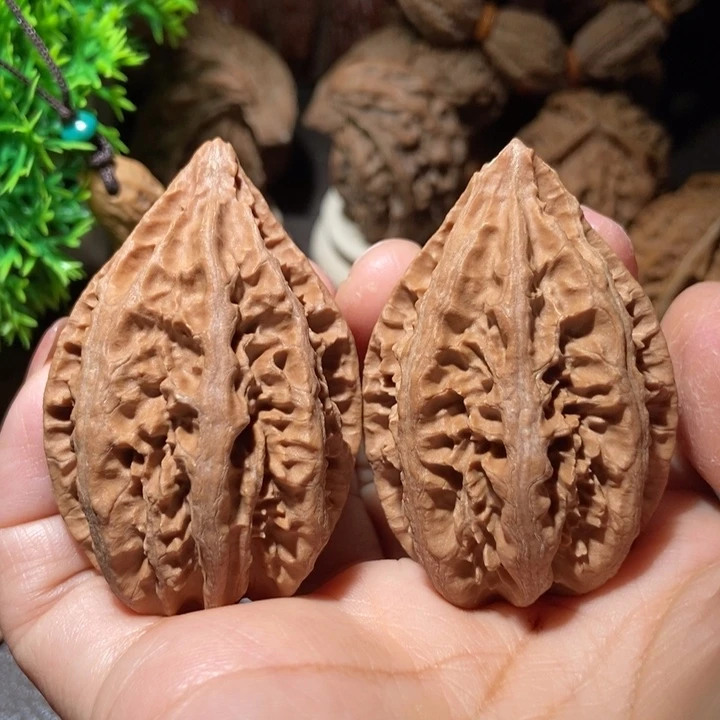 把件文玩核桃东北楸子小雪50