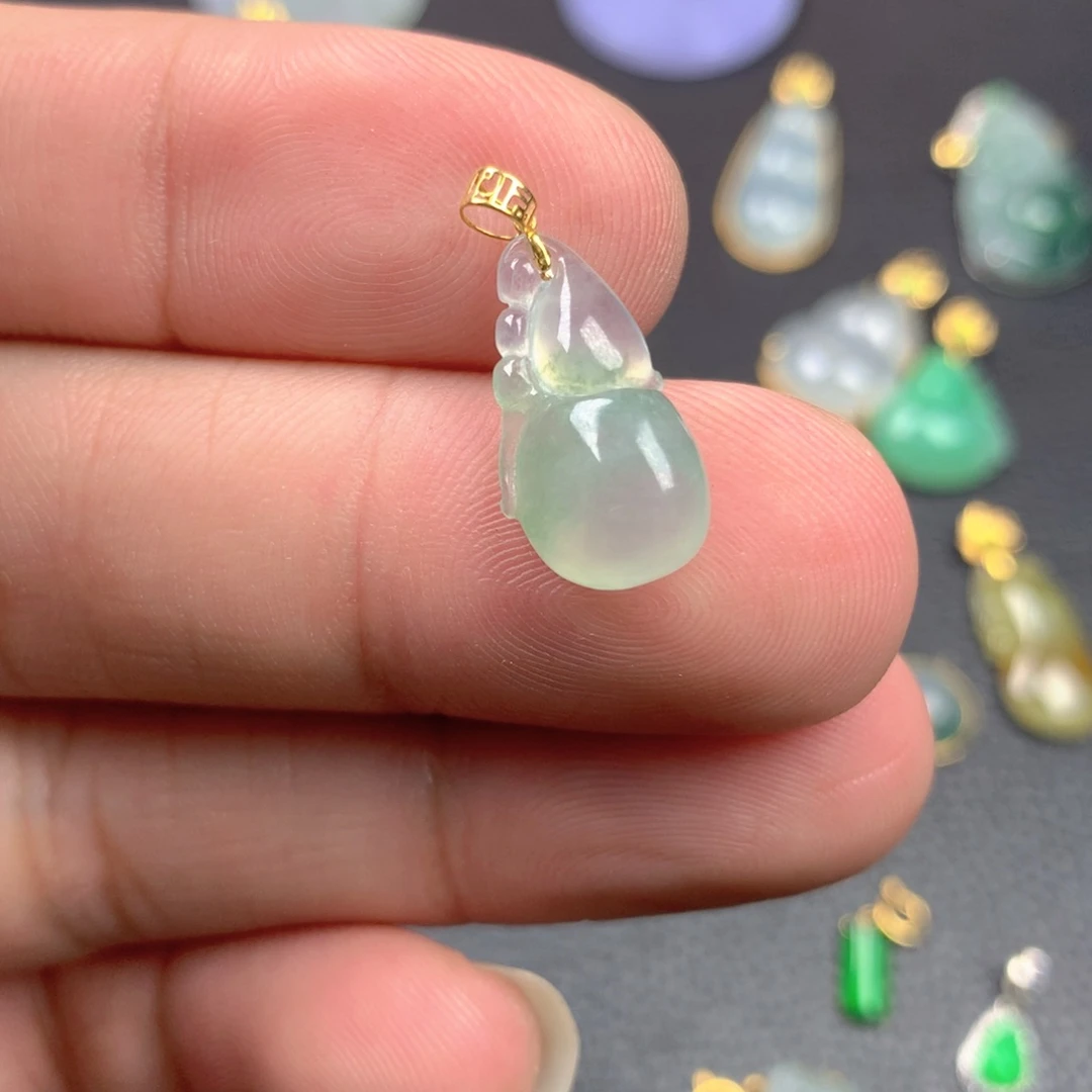 【闪购商品】颈饰18K金镶嵌翡翠翡翠